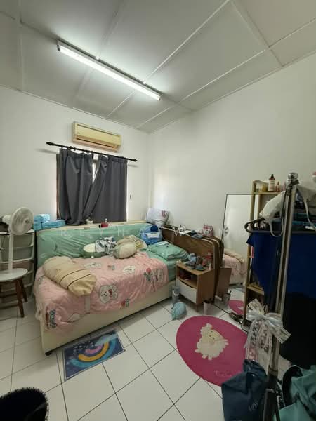Rumah Teres 2-Tingkat untuk Dijual di Taman Setia Indah (Tebrau) - Reyna Wong - Bedroom - PropertyGuru.com.my