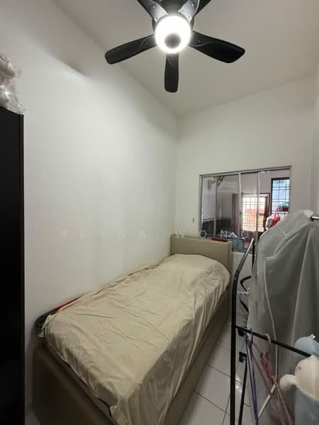 Rumah Teres 2-Tingkat untuk Dijual di Taman Setia Indah (Tebrau) - Reyna Wong - Bedroom - PropertyGuru.com.my