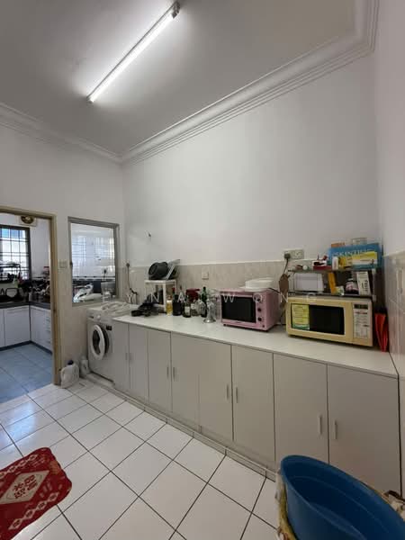 Rumah Teres 2-Tingkat untuk Dijual di Taman Setia Indah (Tebrau) - Reyna Wong - Kitchen - PropertyGuru.com.my