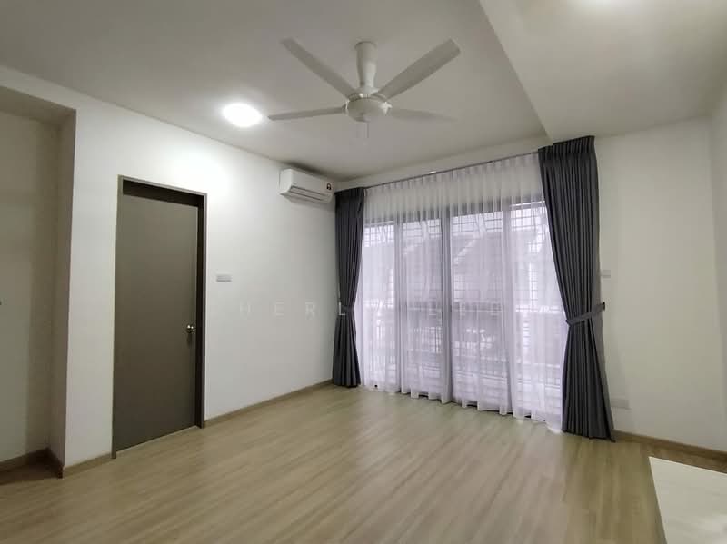 2-storey Terraced House for Rent in Diamond City (Semenyih) - Sherly Lee - Living Room - PropertyGuru.com.my