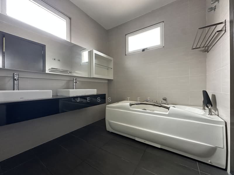 Bungalow for Sale in Setia Eco Park (Setia Alam) - Jess Tee - Bathroom - PropertyGuru.com.my