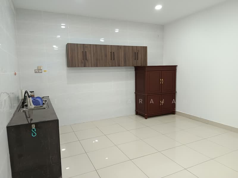Rumah Teres 2 Tingkat untuk Disewa di Kampung Pandan (Cheras) - Devan Tiarajah - Kitchen - PropertyGuru.com.my