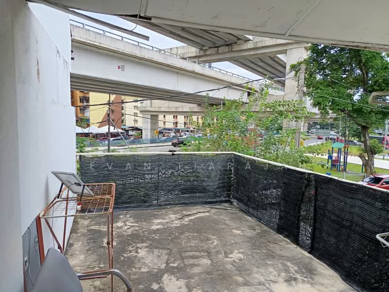 Rumah Teres 2 Tingkat untuk Disewa di Kampung Pandan (Cheras) - Devan Tiarajah - Balcony - PropertyGuru.com.my