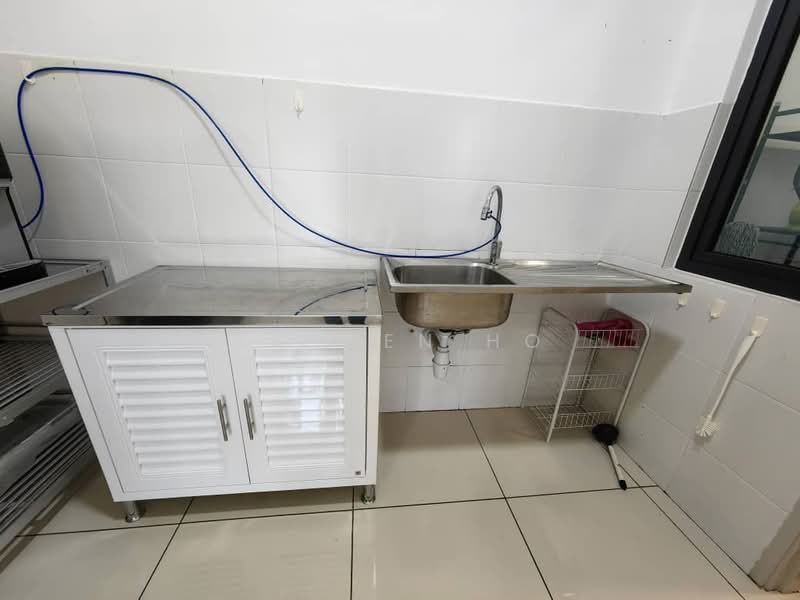 Service Residence for Rent at Pacific Star (Service Residence) - Jayden Ho - Kitchen - PropertyGuru.com.my