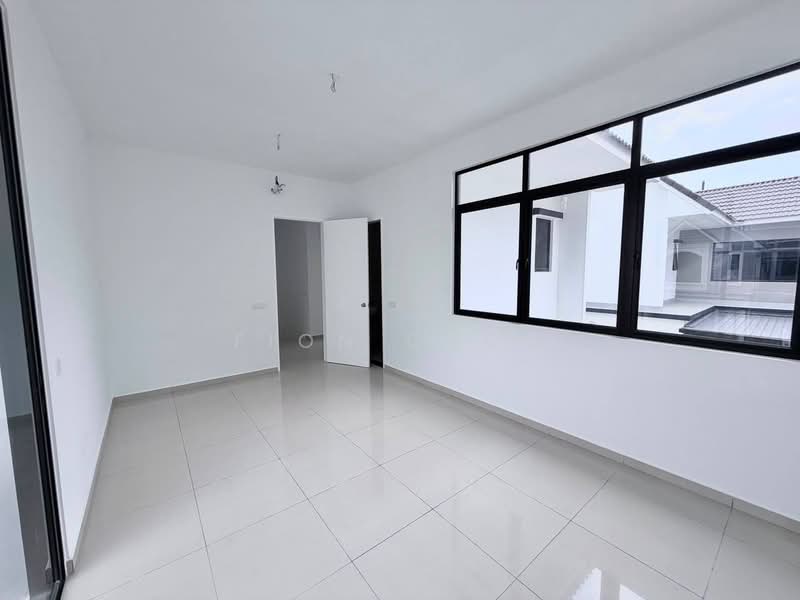 Rumah Teres 2-Tingkat untuk Dijual di Taman Ekoflora (Johor Bahru) - Fion Choo - PropertyGuru.com.my