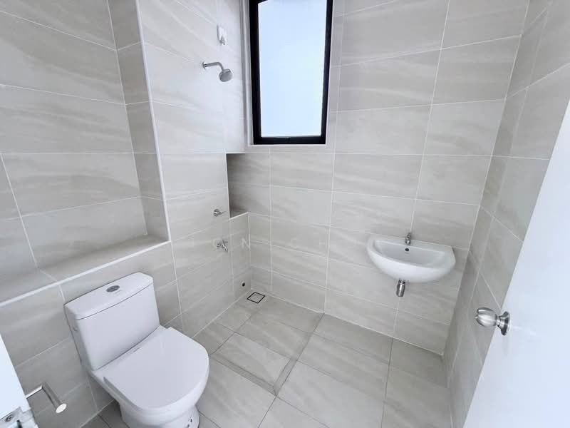 Rumah Teres 2-Tingkat untuk Dijual di Taman Ekoflora (Johor Bahru) - Fion Choo - PropertyGuru.com.my