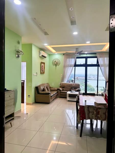 Servis Apartment untuk Dijual di D'Summit Residences - Edward Gan - Living Room - PropertyGuru.com.my