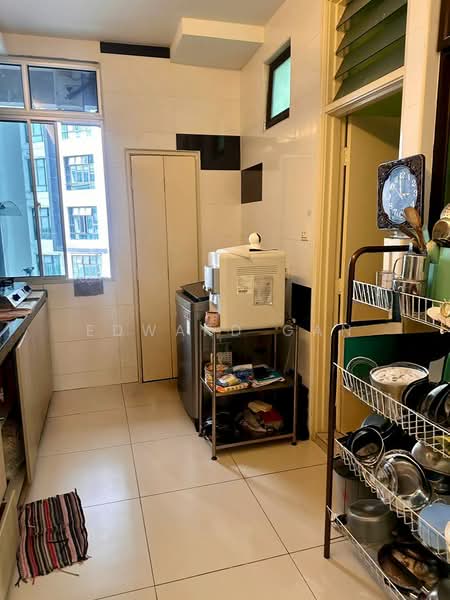 Servis Apartment untuk Dijual di D'Summit Residences - Edward Gan - Kitchen - PropertyGuru.com.my