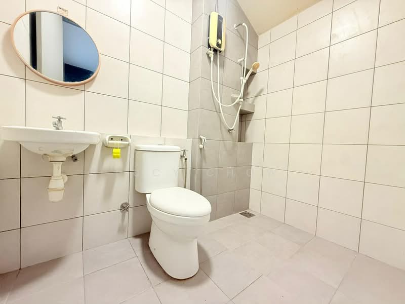 Terraced House for Rent in Rawang (Selangor) - Lucy Chow - Bathroom - PropertyGuru.com.my
