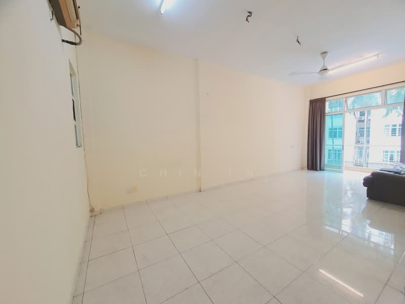 Apartment for Sale at Pangsapuri Bukit Beruang Bestari (University View) - CHIN FN - Living Room - PropertyGuru.com.my