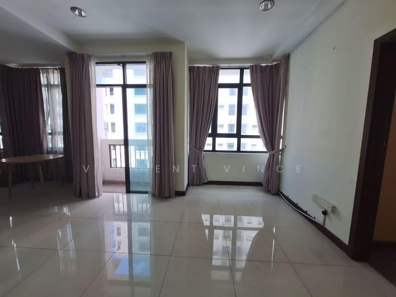 Pangsapuri untuk Disewa di The Heritage Residence - Vincent Vince - Balcony - PropertyGuru.com.my
