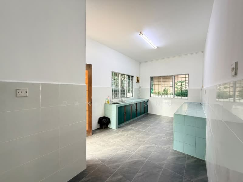 Bungalow House untuk Dijual di Taman Sri Hijau (Rawang) - Danny Wong - PropertyGuru.com.my