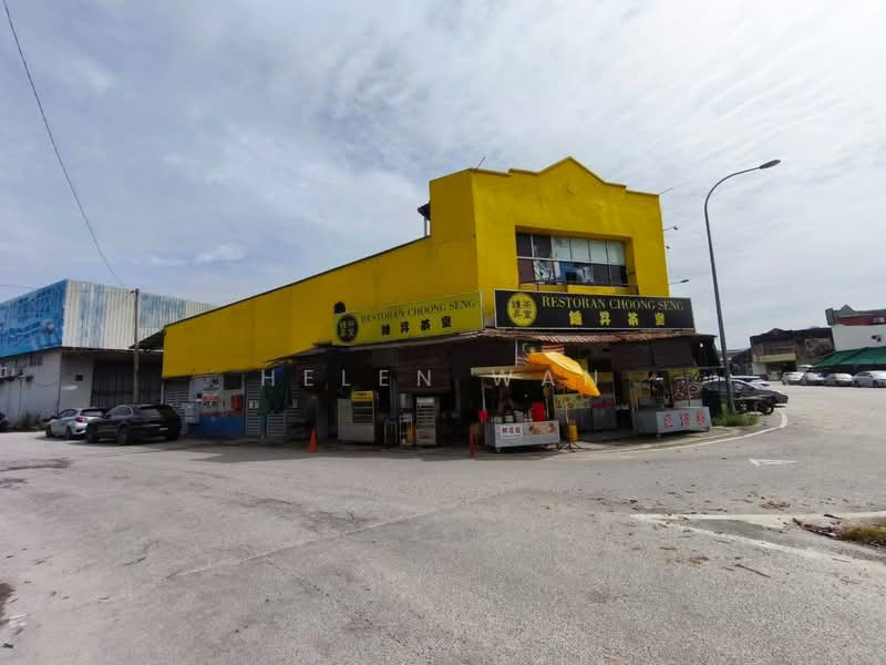 Factory for Sale in Taman Perindustrian Bukit Serdang (Seri Kembangan) - Helen Wan - Exterior - PropertyGuru.com.my
