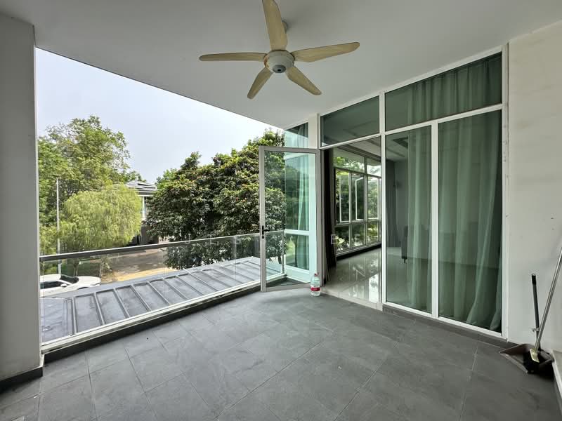 Semi-Detached House for Sale in Setia Eco Park (Setia Alam) - Jess Tee - Balcony - PropertyGuru.com.my