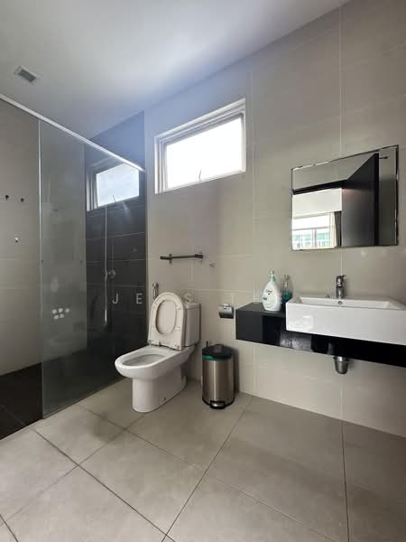 Semi-Detached House for Sale in Setia Eco Park (Setia Alam) - Jess Tee - Bathroom - PropertyGuru.com.my