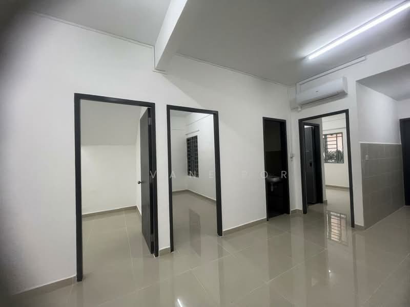 Townhouse for Rent in Bukit Jalil (Kuala Lumpur) - Jovane Por - Interior - PropertyGuru.com.my