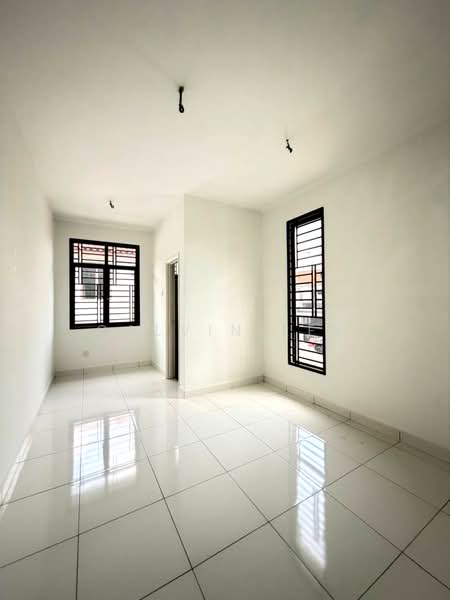 Rumah Teres 2-Tingkat untuk Dijual di Bandar Dato Onn (Tebrau) - Calvin Lee - PropertyGuru.com.my