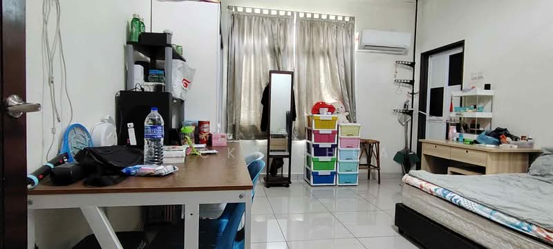 Rumah Berkembar untuk Dijual di Taman Pulai Bayu (Skudai) - Jacky Chua - Bedroom - PropertyGuru.com.my