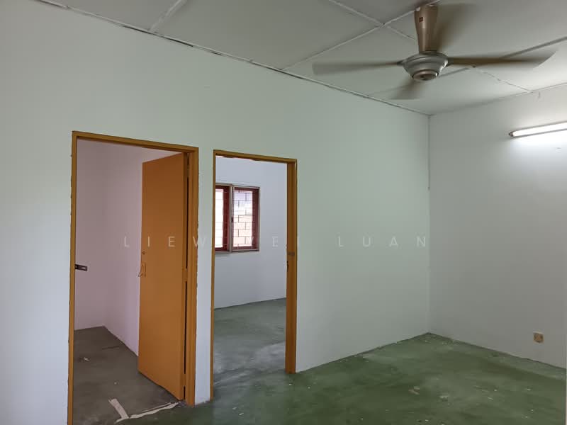 Kilang untuk Disewa di Kampung Baru Ampang (Ampang) - Liew Vei Luan - Interior - PropertyGuru.com.my