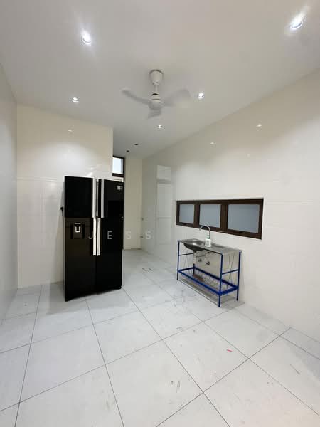 Rumah Berkembar untuk Disewa di Setia Alam (Selangor) - Jess Tee - Kitchen - PropertyGuru.com.my