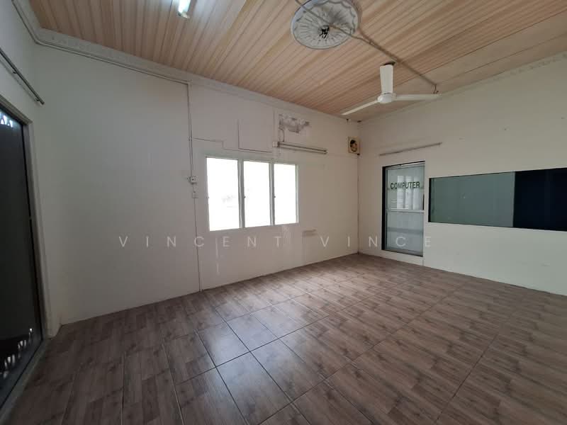 Kedai / Pejabat untuk Disewa di Seri Kembangan (Selangor) - Vincent Vince - Interior - PropertyGuru.com.my
