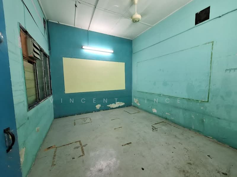 Kedai / Pejabat untuk Disewa di Seri Kembangan (Selangor) - Vincent Vince - Interior - PropertyGuru.com.my