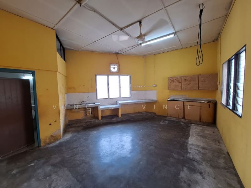 Kedai / Pejabat untuk Disewa di Seri Kembangan (Selangor) - Vincent Vince - Kitchen - PropertyGuru.com.my