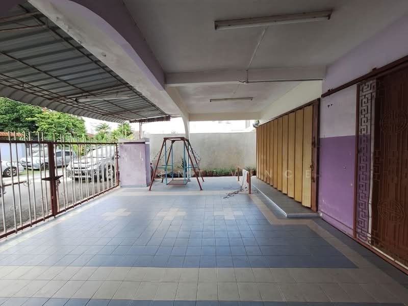 Kedai / Pejabat untuk Disewa di Seri Kembangan (Selangor) - Vincent Vince - Exterior - PropertyGuru.com.my