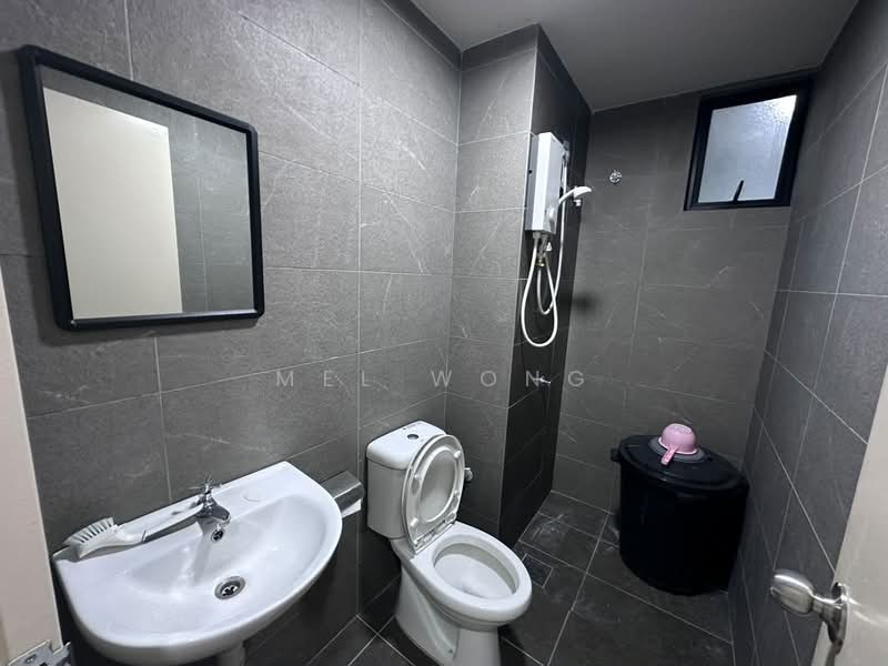 Servis Apartment untuk Disewa di Majestic Maxim - Mel Wong - Bathroom - PropertyGuru.com.my