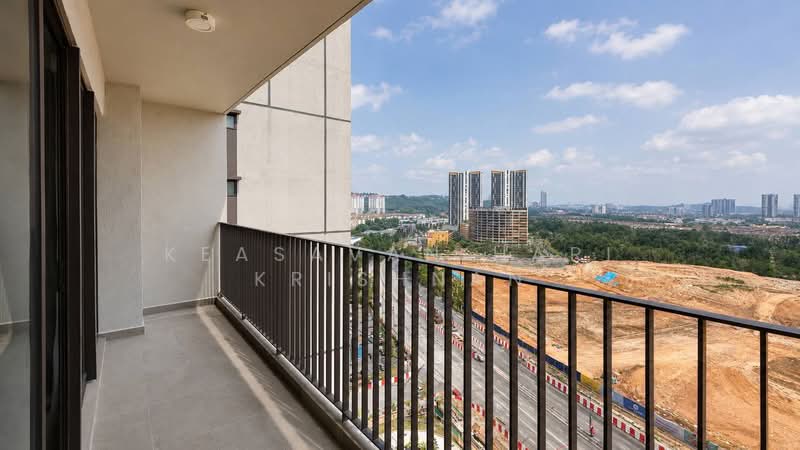Servis Apartment untuk Dijual di The Pulse Residence - Keasavan Hari Krishnan - Balcony - PropertyGuru.com.my