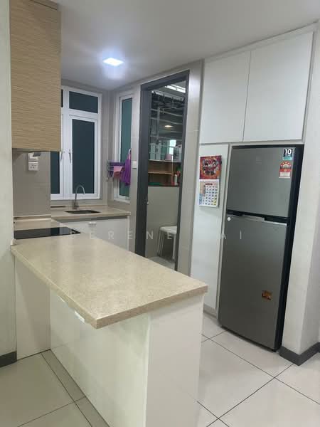 Servis Apartment untuk Disewa di Tiara Mutiara 2 - Serene Lai - Kitchen - PropertyGuru.com.my