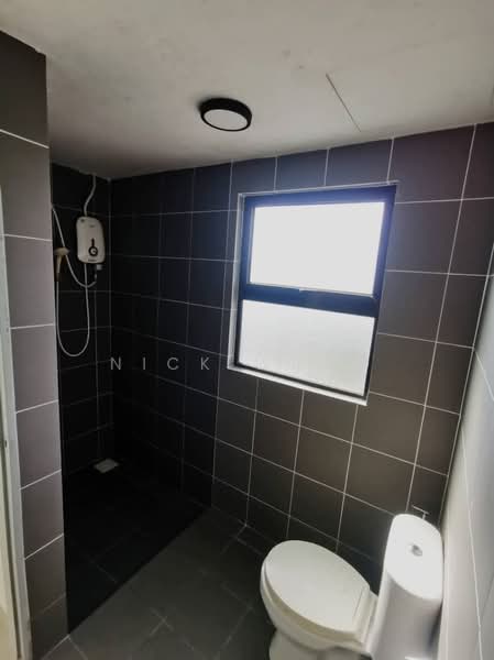 Kondominium untuk Disewa di Residensi Bukit Palma 1 (Palm Hill Residence 1) - Nick Wong - Bathroom - PropertyGuru.com.my