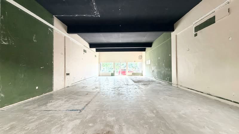 Retail Space for Rent in Bukit Jelutong (Shah Alam) - Izzaza Izzati - Interior - PropertyGuru.com.my