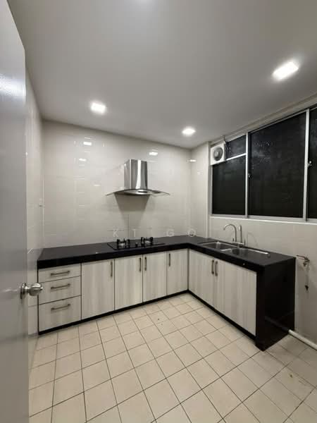 Kondominium untuk Dijual di Kinrara Mas - KT Go - Kitchen - PropertyGuru.com.my