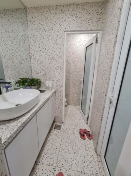 Pejabat untuk Disewa di Mid Valley City (Kuala Lumpur) - Zach Gan - Bathroom - PropertyGuru.com.my