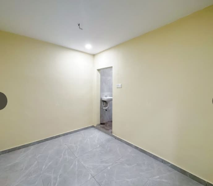 2-storey Terraced House for Sale in Taman Saleng (Kulai) - Alexius Lim - Interior - PropertyGuru.com.my