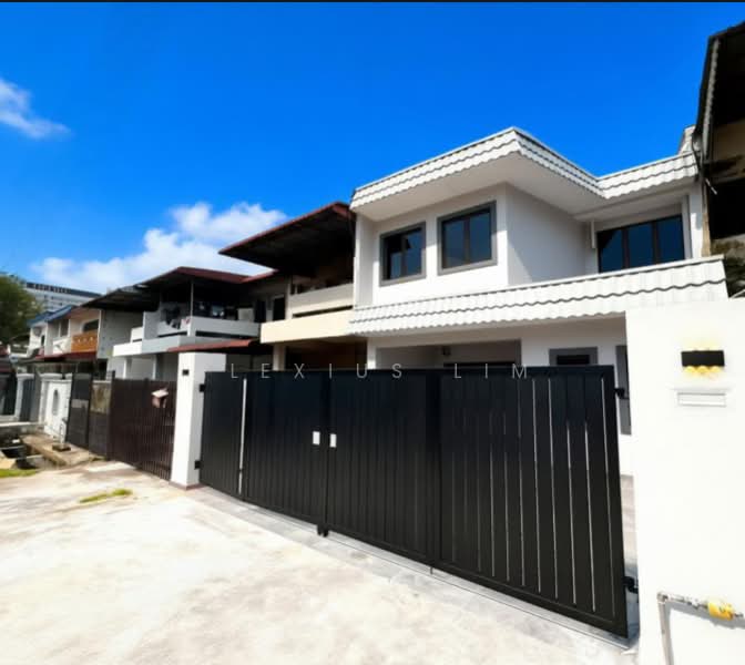 Rumah Teres 2-Tingkat untuk Dijual di Johor Bahru (Johor) - Alexius Lim - Exterior - PropertyGuru.com.my