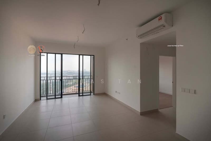 Kondominium untuk Dijual di Tuai Timur - Vitas Tan - Living Room - PropertyGuru.com.my