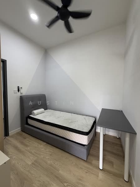 Servis Apartment untuk Disewa di Atwater : Service Residences - Austin Loo - Bedroom - PropertyGuru.com.my
