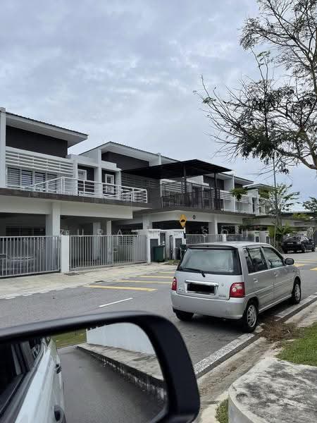 Rumah Teres 2-Tingkat untuk Dijual di Nilai Impian (Nilai) - Zuraini Soh - Exterior - PropertyGuru.com.my