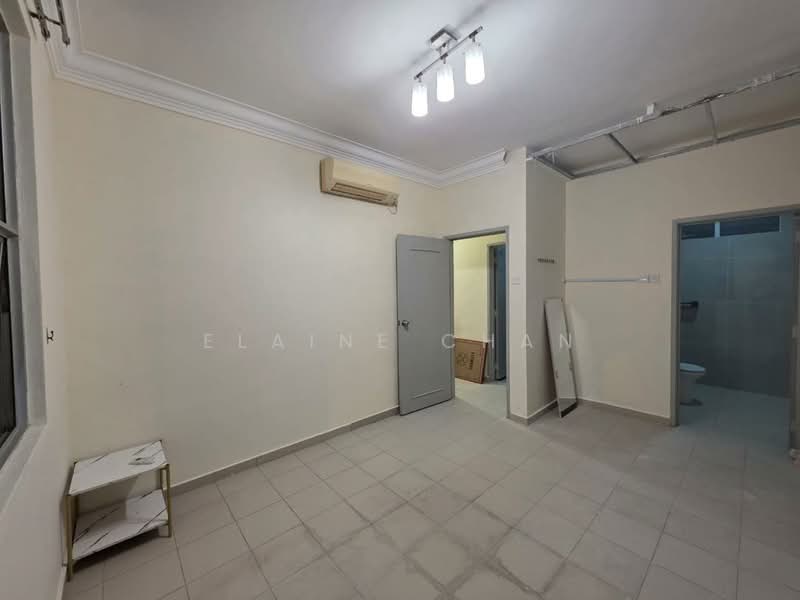 Apartment for Sale at Lake View Suites - Elaine Chan - Interior - PropertyGuru.com.my