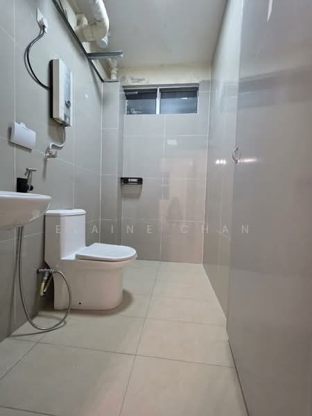 Apartment for Sale at Lake View Suites - Elaine Chan - Bathroom - PropertyGuru.com.my