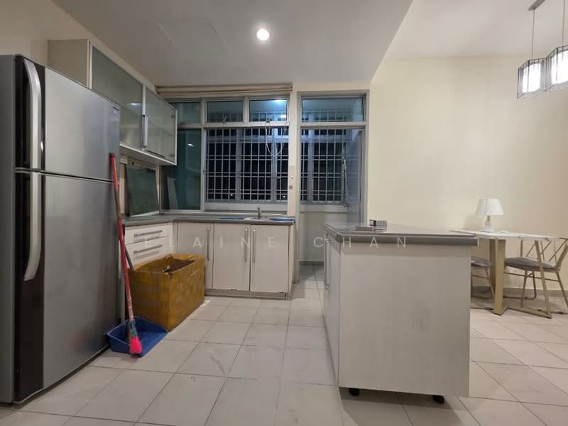 Apartment for Sale at Lake View Suites - Elaine Chan - Kitchen - PropertyGuru.com.my