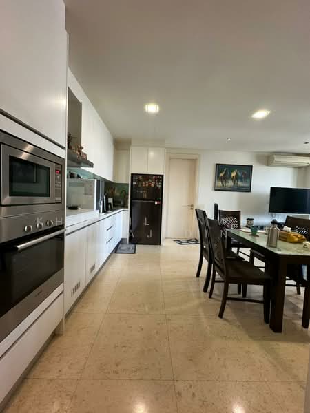 Condominium for Sale at 6 CapSquare - Khairil Anwar Sirajudin - Kitchen - PropertyGuru.com.my