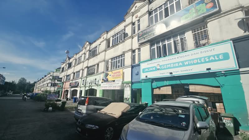 Shop for Sale in Bandar Tasik Kesuma (Beranang) - Grace Tan - PropertyGuru.com.my