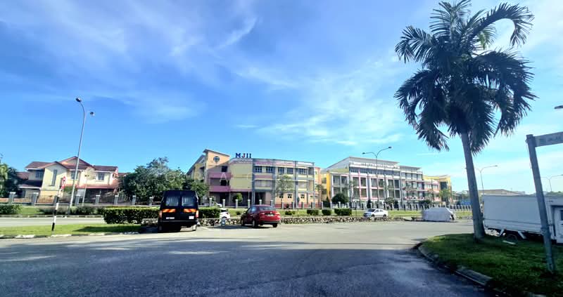 Shop for Sale in Bandar Tasik Kesuma (Beranang) - Grace Tan - PropertyGuru.com.my