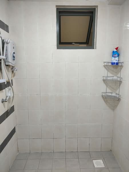Servis Apartment untuk Dijual di D'Alamanda - Shirley Chan - Bathroom - PropertyGuru.com.my