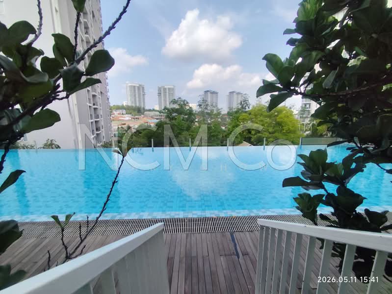 Kondominium untuk Dijual di Verdi Eco-Dominiums - Gary Chow - Pool - PropertyGuru.com.my