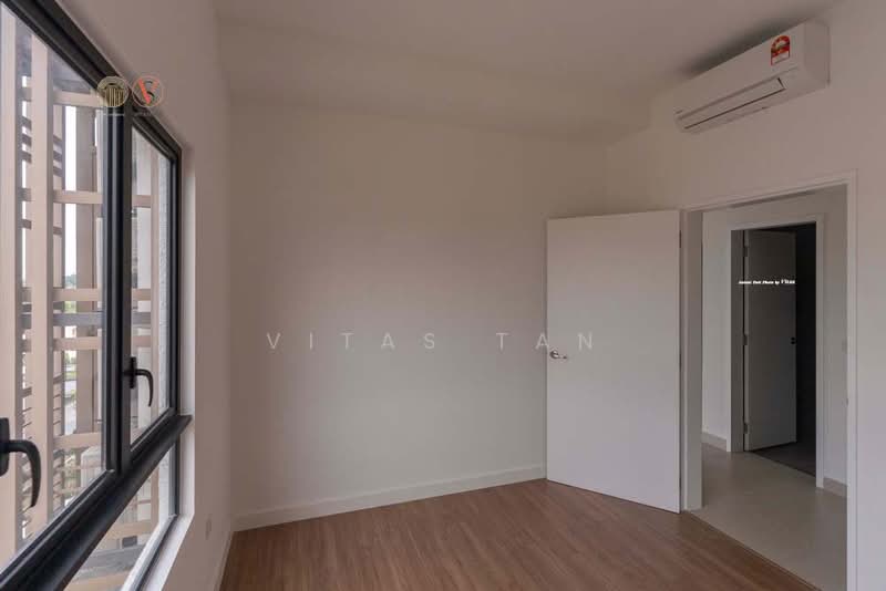 Kondominium untuk Dijual di Tuai Timur - Vitas Tan - Bedroom - PropertyGuru.com.my