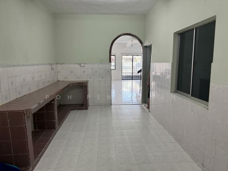 Rumah Teres 2-Tingkat untuk Disewa di Taman Bayu Perdana (Klang) - Poh Peng Chan - Kitchen - PropertyGuru.com.my